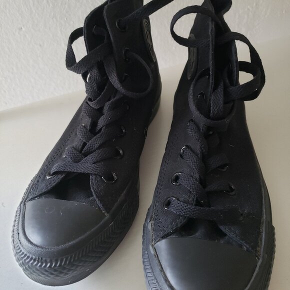 Converse Chuck Taylor All Star black canvas high tops, unisex W6/M4 - Picture 1 of 8
